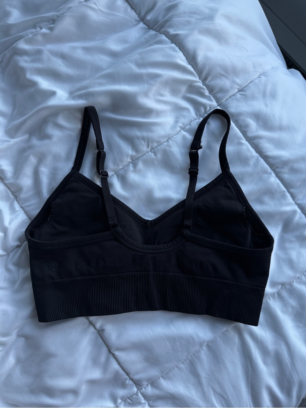 Lululemon Ebb to Street Bra C/D - black, size 8 - Picture 4 of 9